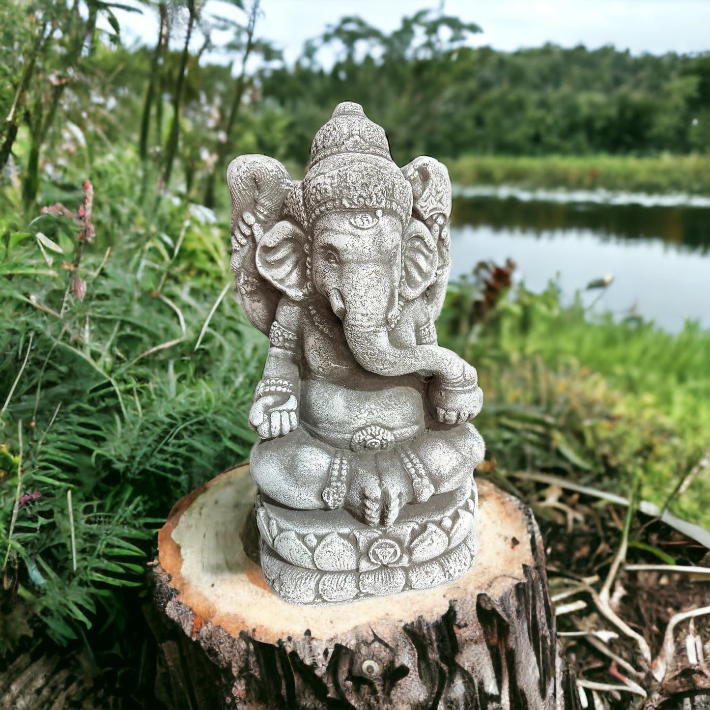 Ganesha groß 43cm hoch und 16kg schwer - frostsicher aus eigener Produktion