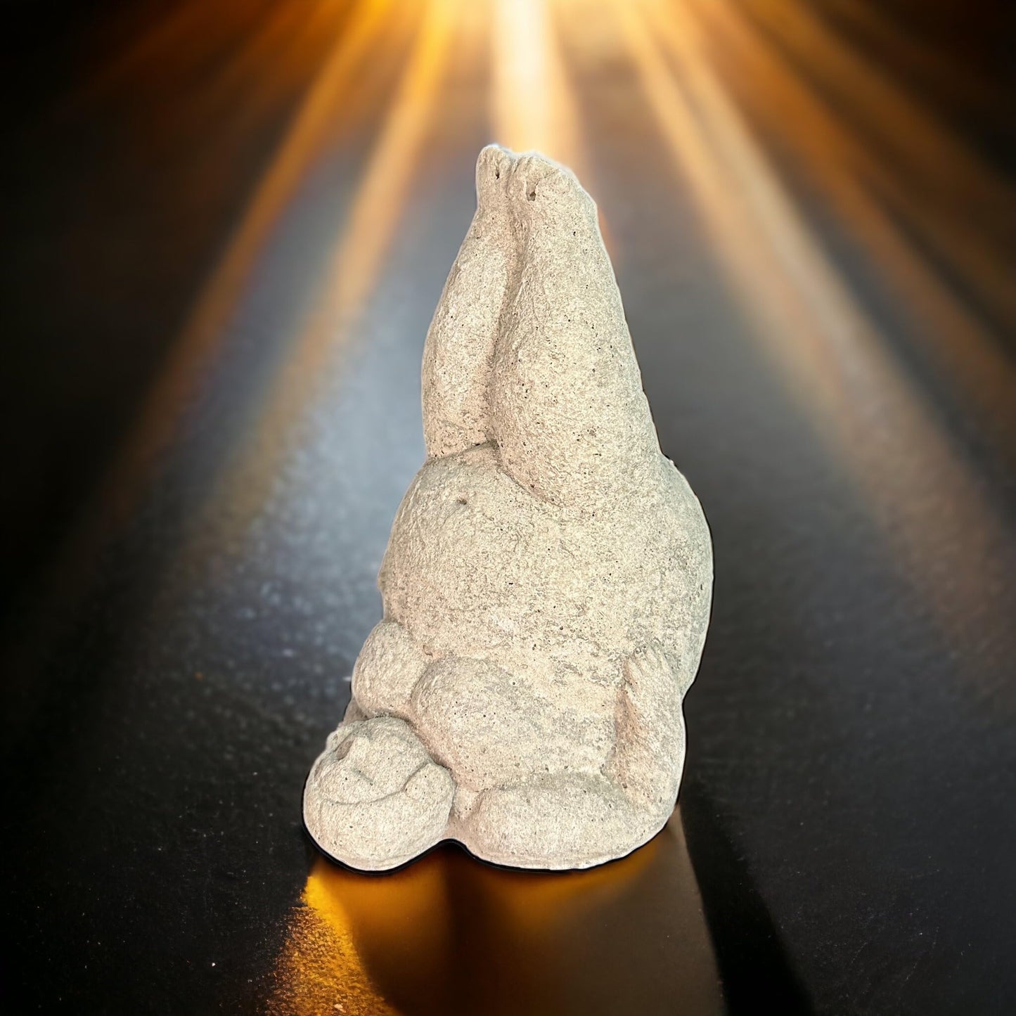 Elegante Yoga-Dame Steinfigur - Handgefertigt in Deutschland