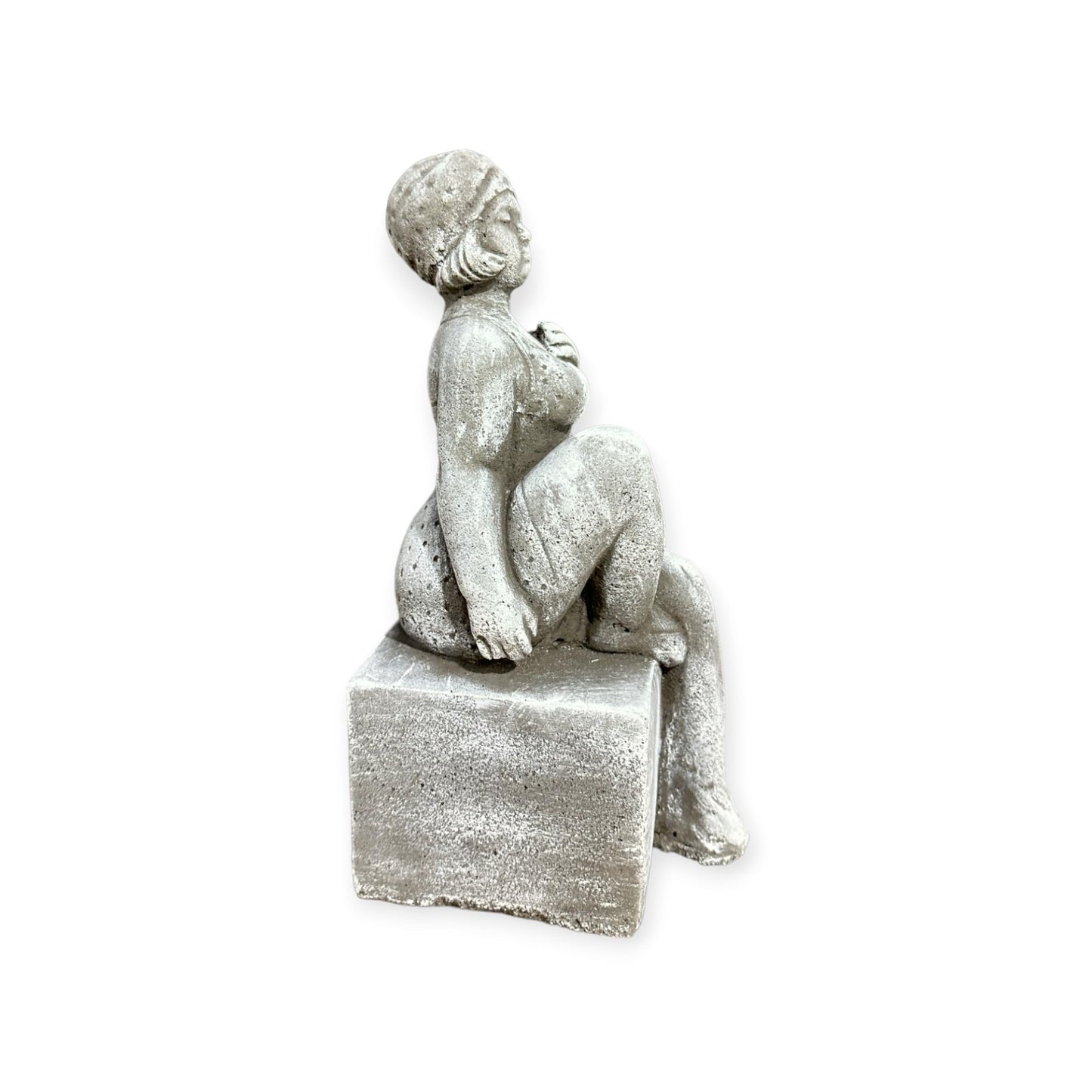 Badenixe auf einem Sockel als Steinfigur für besondere Dekoration Frostischer und Witterungsbeständig