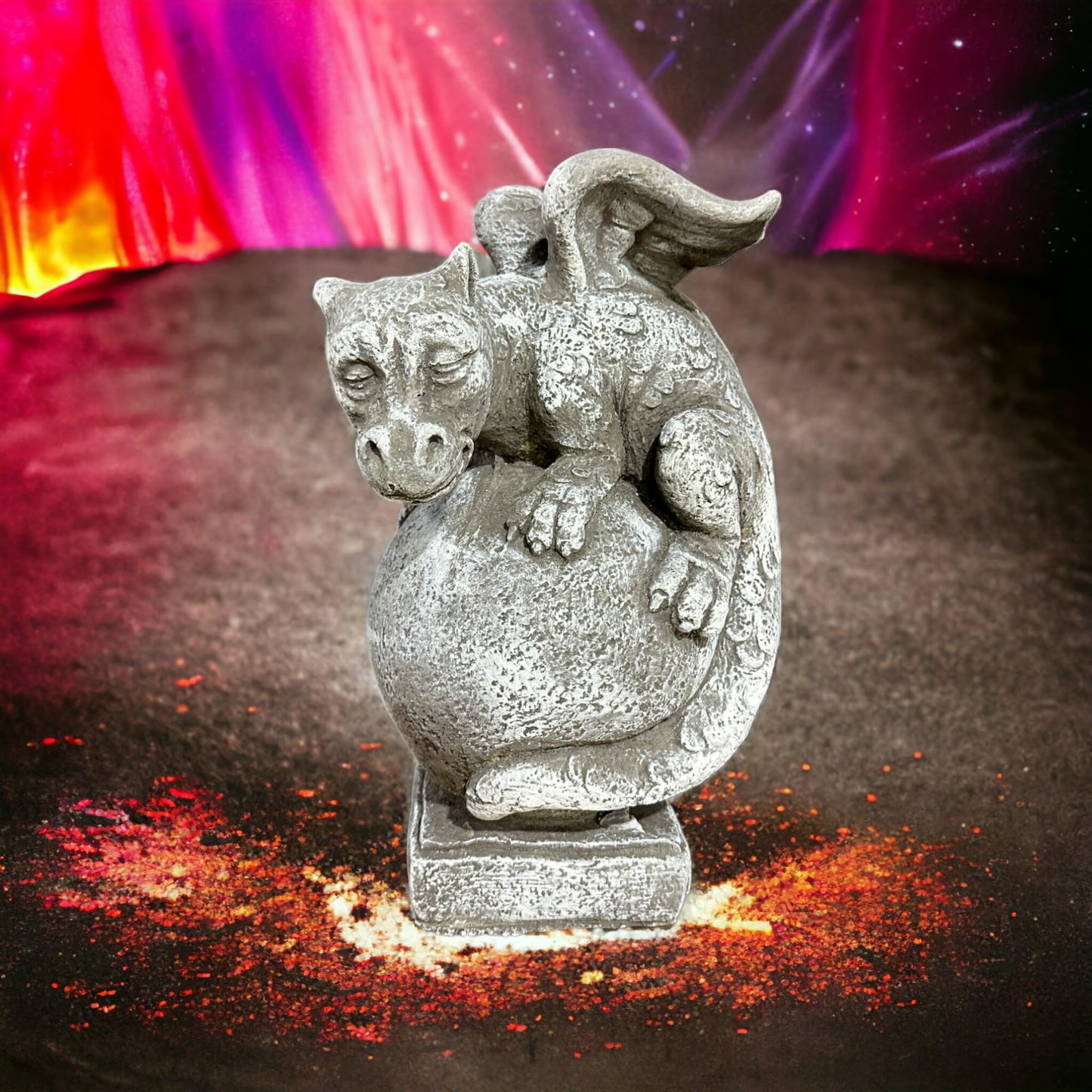 Drache auf Kugel: Massive Steinfigur, Steinguss, 8kg, 32x19x18cm,