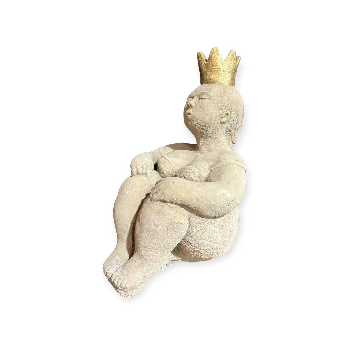 Sitzende Prinzessin mit großer Goldener Krone als robuste Steinfigur. Frostsicher. Massiv. 28cm Höhe und ca. 6,25kg Gewicht. Skulptur