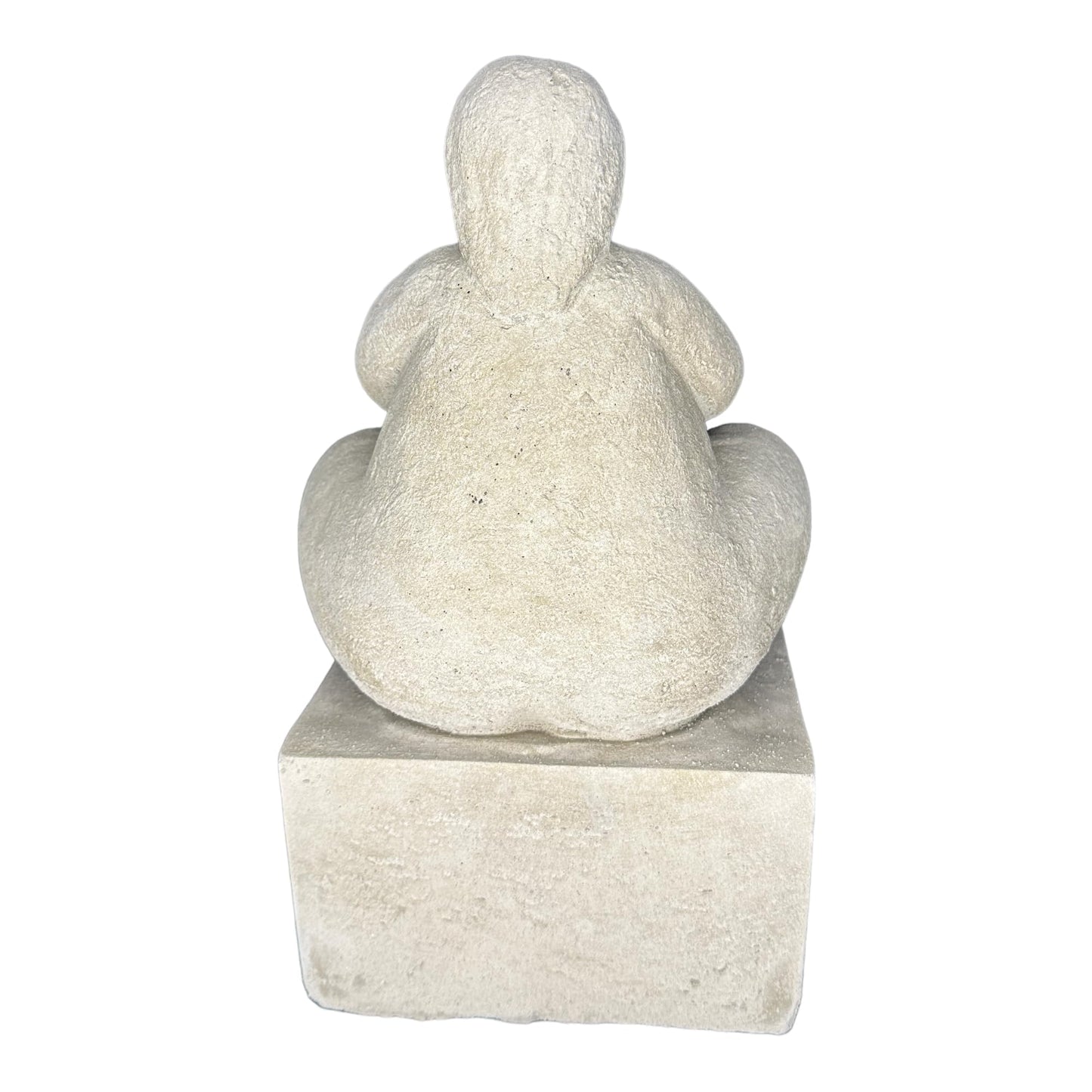 Yoga Dame Iris auf Sockel aus Steinguss, Steinfigur aus eigener Herstellung
