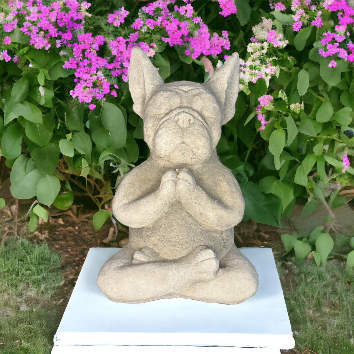 Yoga Französische Bulldogge Massiv Gartenfigur Geschenkidee Höhe 30cm Gewicht ca. 8kg Frenchie