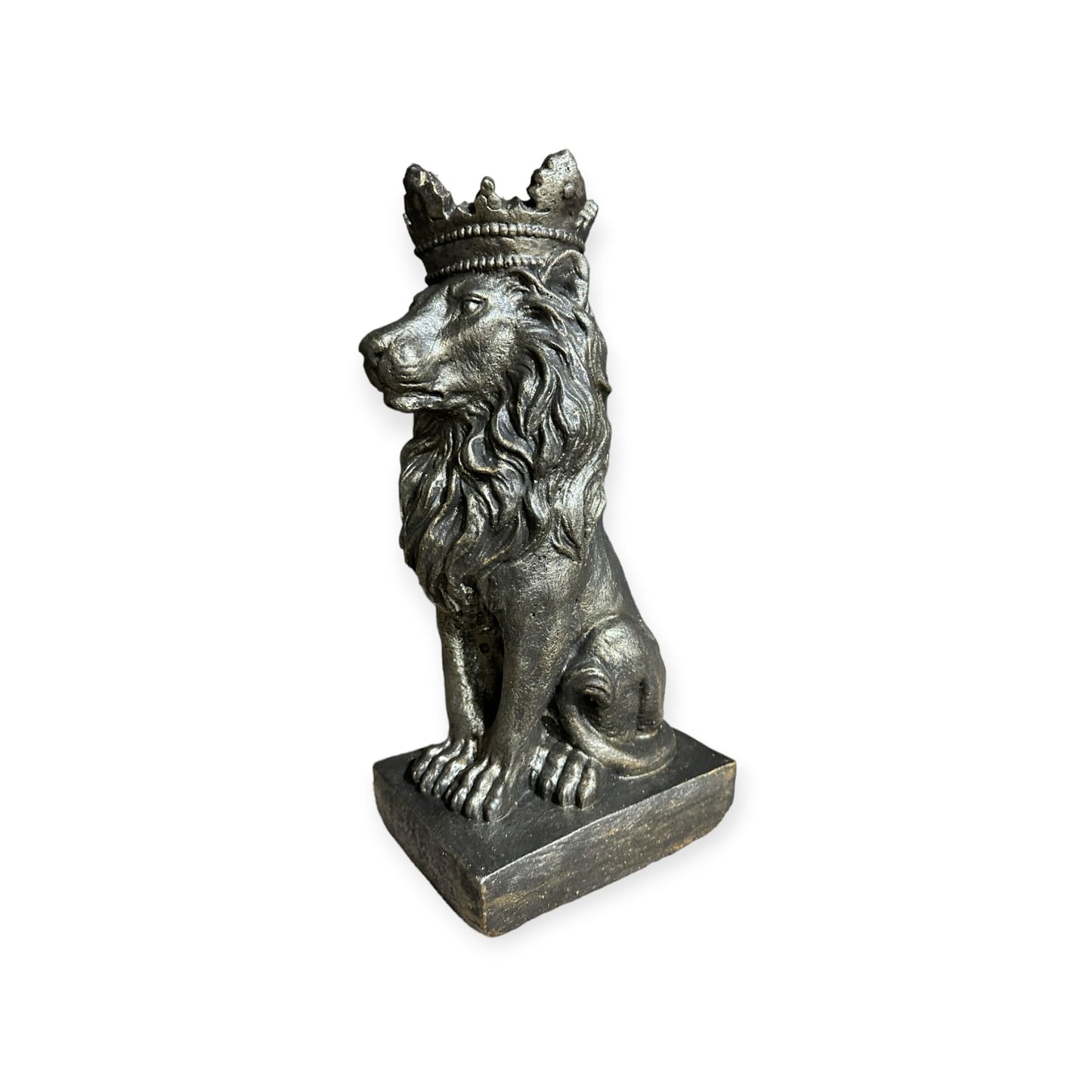 Majestätische Löwen-Steinfigur, die den kraftvollen Löwenkönig mit Einer beeindruckenden Krone verkörpert.