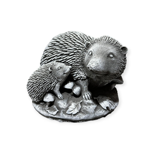 Igel mit Jungem - Frostsichere Steinfigur aus Beton Maße Höhe/Breite/Tiefe: 12/20/14 cm Gewicht ca. 3,75 kg
