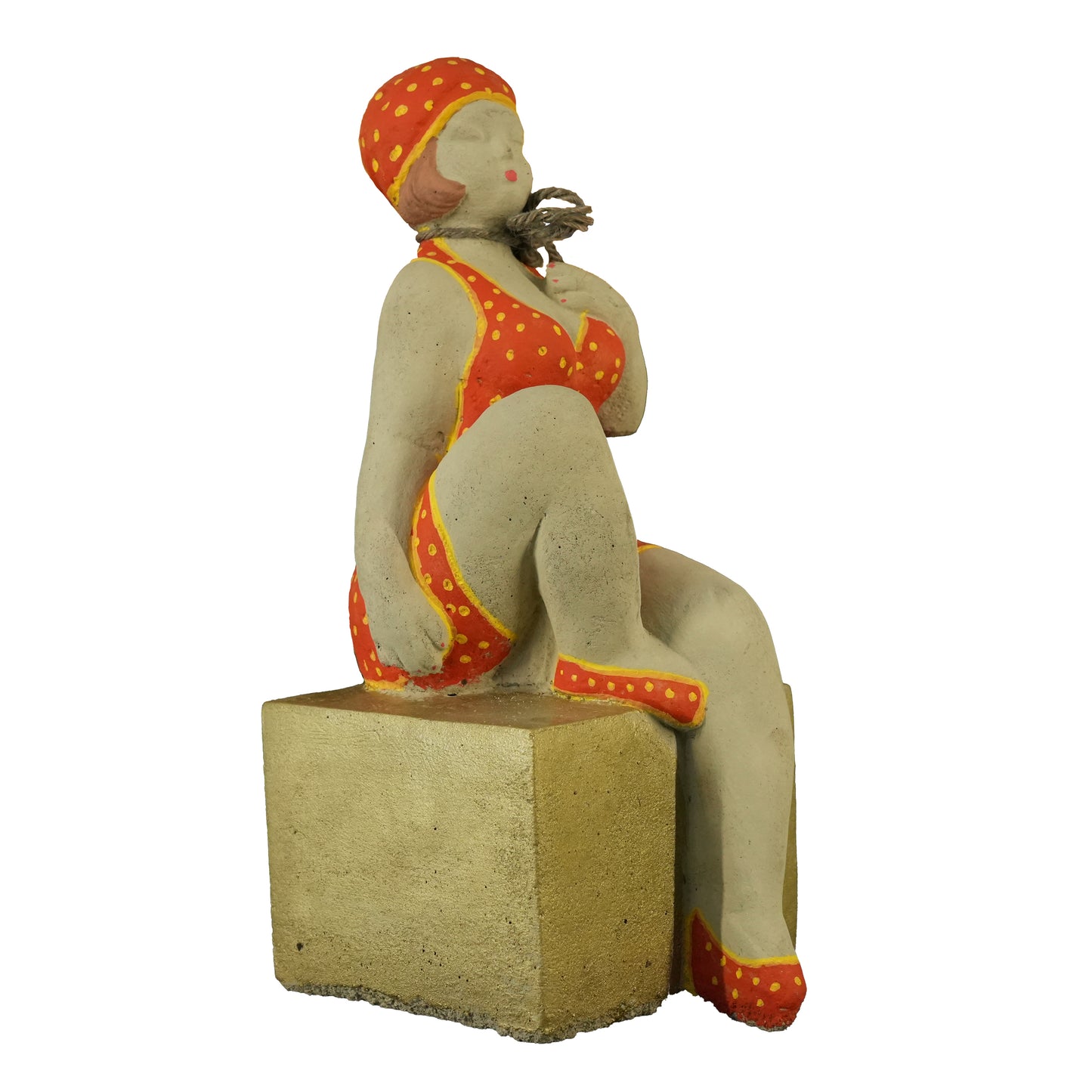 Dame Matilda – handbemalte Gartenfigur auf Sockel
