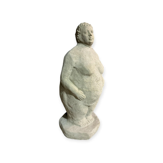 Steinfigur Dicke Dame stehend - Aus frostsicherem Steinguss (Höhe 32cm / Breite 14cm / Tiefe 11cm)