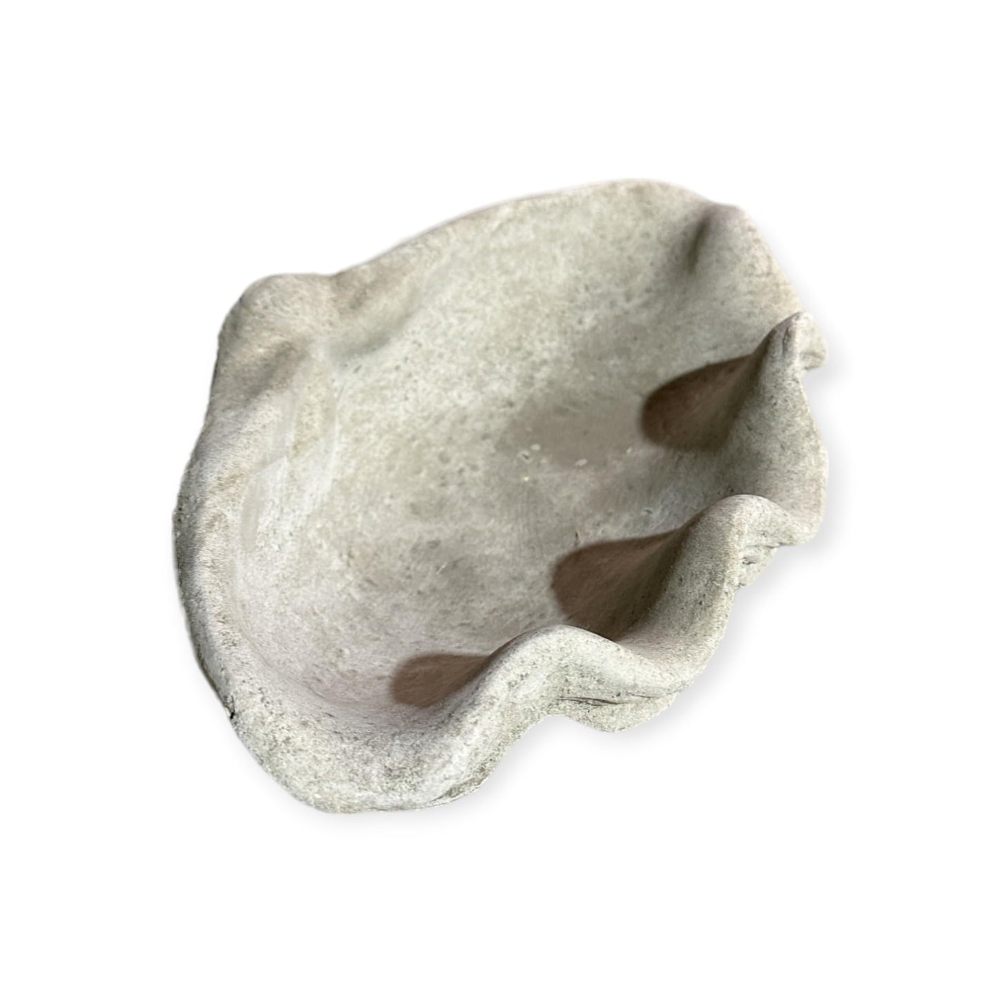 Vogeltränke Muschel - Handgefertigt aus frostresistentem Beton (Höhe 13cm / Breite 39cm / Tiefe 26cm)